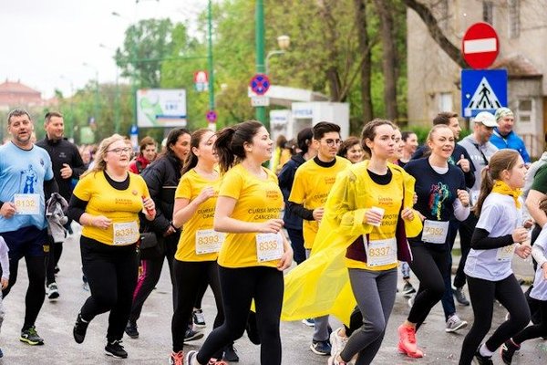 What Are Effective Cross-Training Strategies for Endurance Athletes to Prevent Burnout?